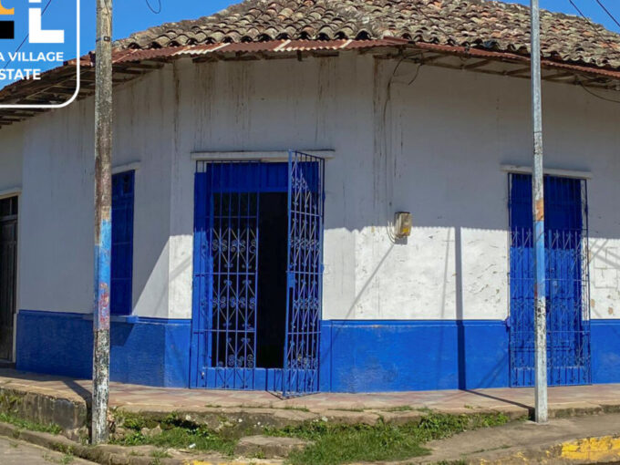 22410 – COLONIAL House For SALE in Diriomo, Granada, Nicaragua