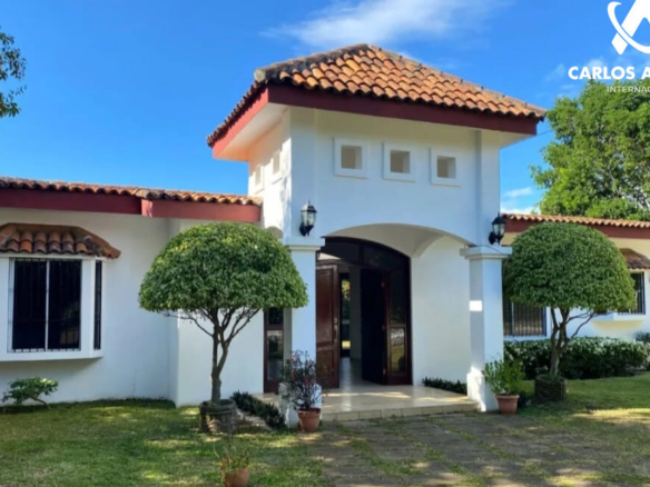 JP 260- HOUSE For SALE in Managua Nicaragua