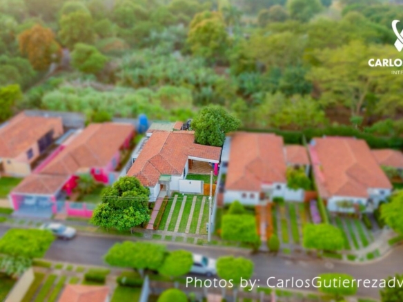 CG 126 – FAMILY House FOR SALE in Managua Nicaragua