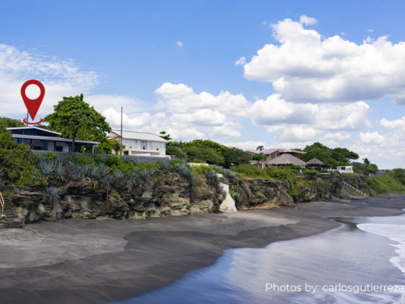 OUT OF THE MARKET – 22522- FULLY FURNISHED BEACH-FRONT HOUSE FOR SALE, PLAYA MIRAMAR LEON