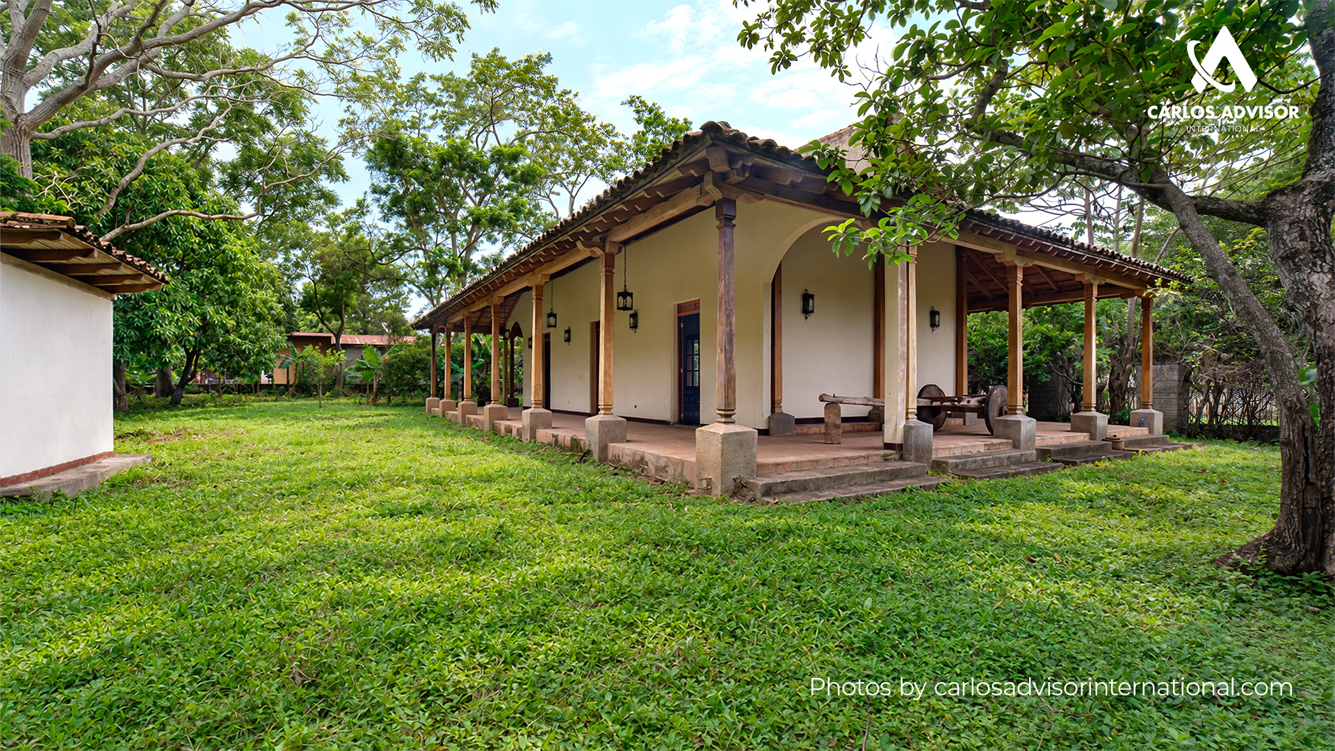 22460 – COUNTRY House FOR SALE in Granada Nicaragua