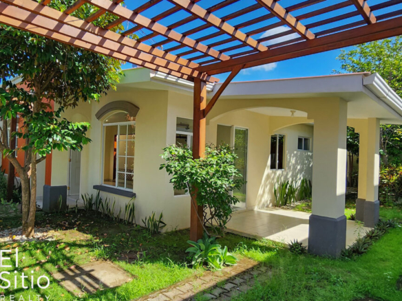 JP 292 – HOUSE For SALE in Managua Nicaragua
