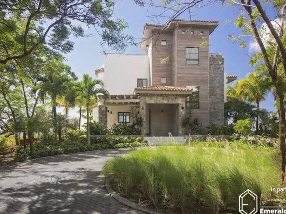 5028 – BEACHFRONT House FOR SALE in Rivas Nicaragua
