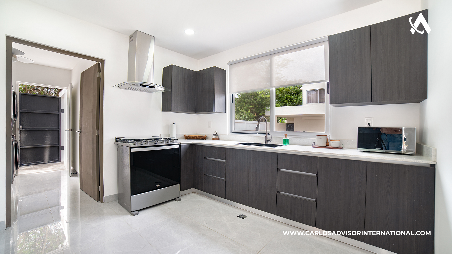 CG- 201 – Modern House For Rent in Santo Domingo, Managua, Private Condominium – Casa D’ Roma