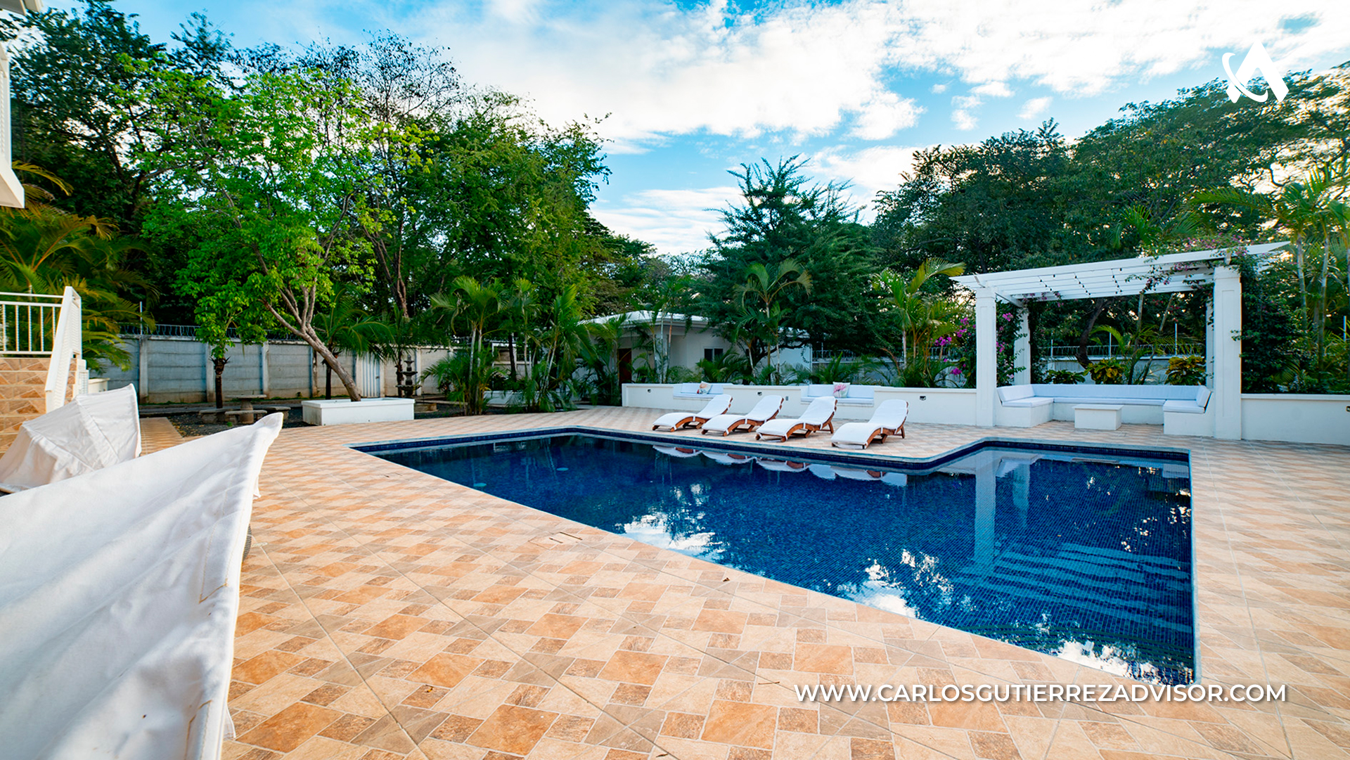 22602 – Beach House For Rent Near Playa Gigante with All Amenities