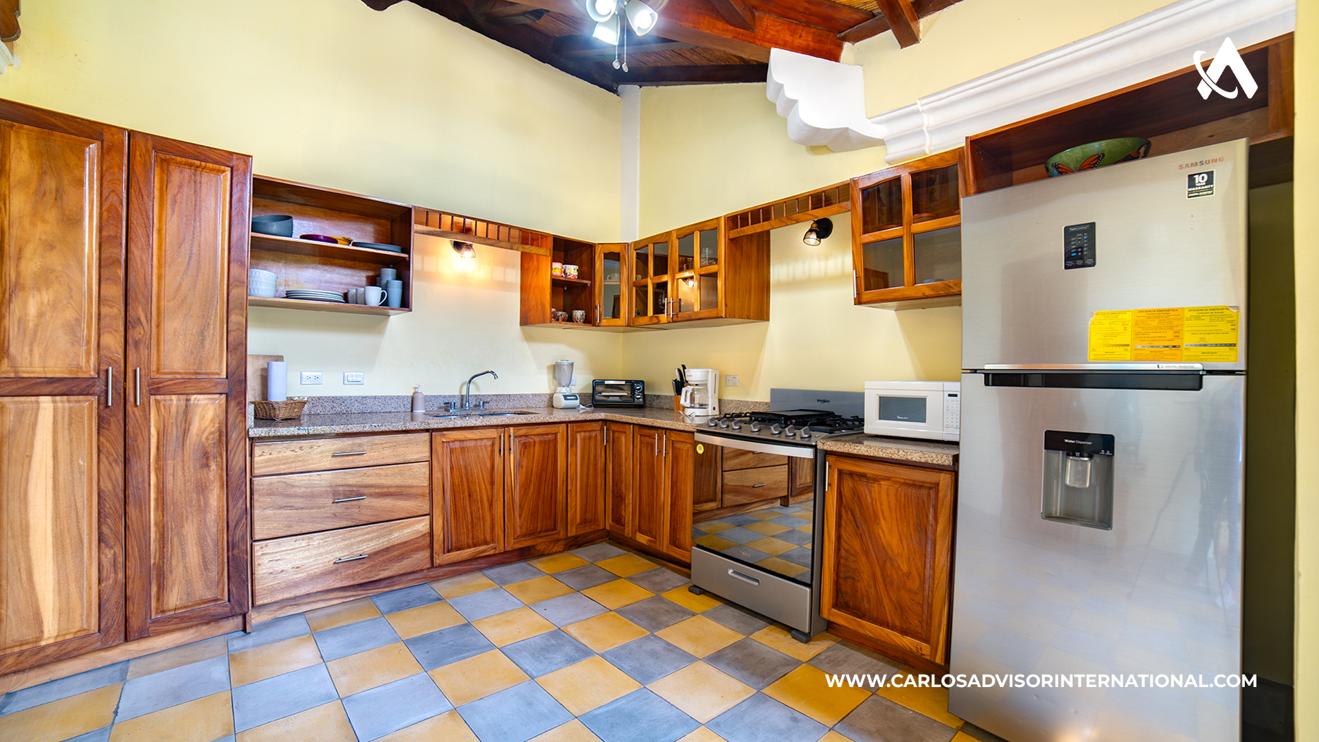 22483 – House For Rent in Granada for families and couples – Casa Rayos de Sol