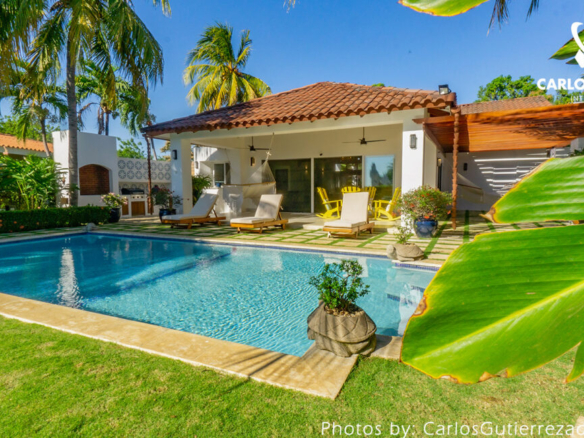 CG 133 – HOUSE For SALE in Pochomil Nicaragua – FULLY FURNISHED