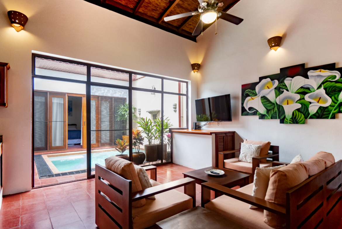 2001 – Casa Arroyo: Your ideal accommodation in Granada, Nicaragua