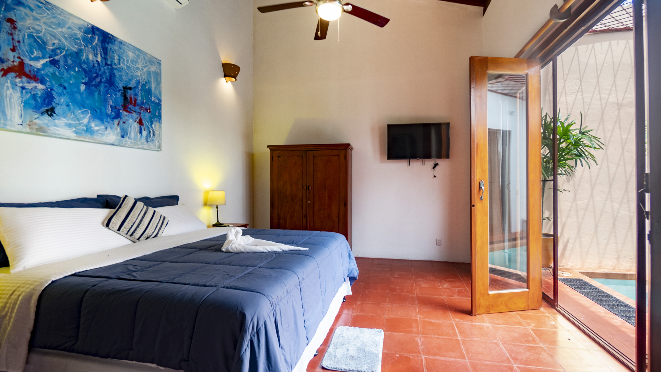 CMP09946 2001 – Casa Arroyo: Your ideal accommodation in Granada, Nicaragua