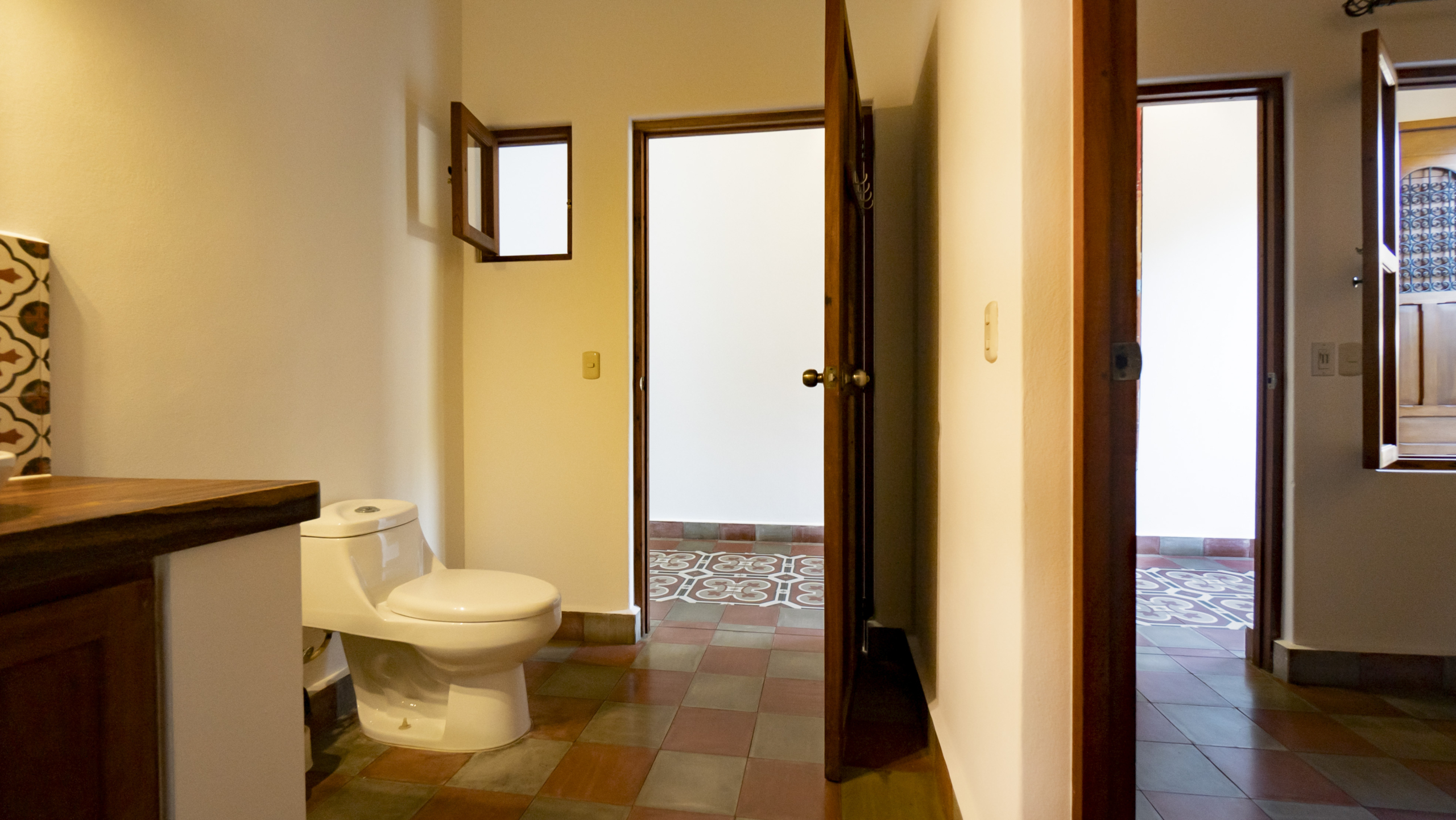 22485 – Colonial House For Rent in Granada, Comfortable and Equipped Lodging – Casa Fabi