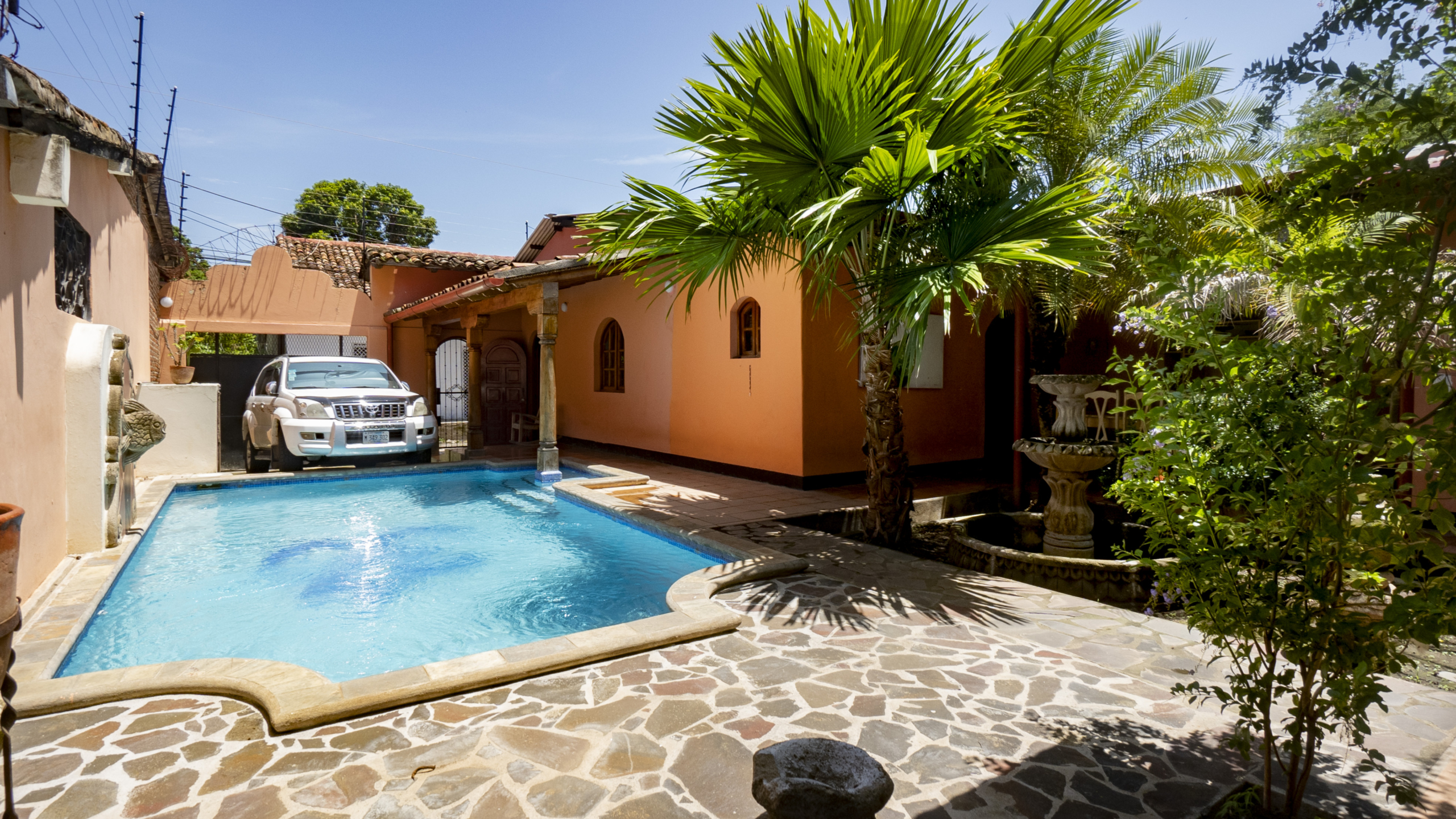 22542 – Vacation Home For Rent with Pool in Granada, Nicaragua – Casa OHM