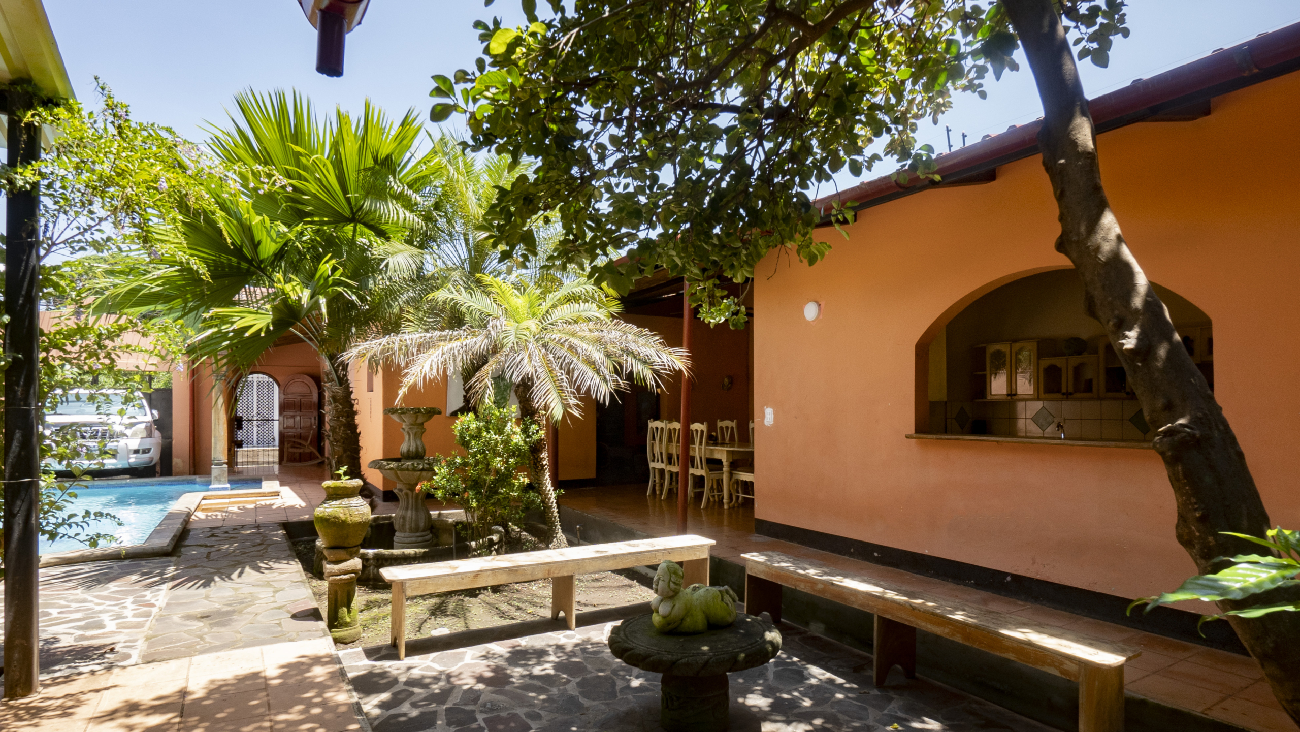 22542 – Vacation Home For Rent with Pool in Granada, Nicaragua – Casa OHM