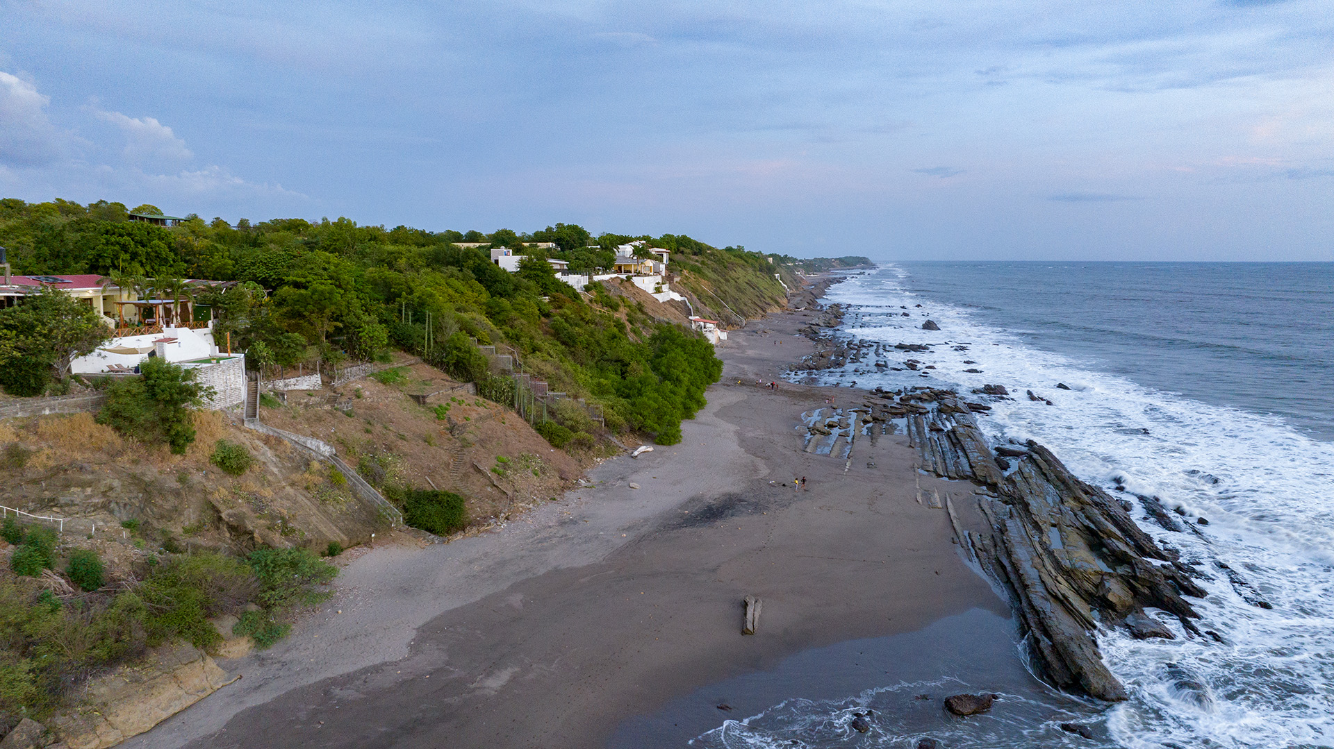 22655 – Rent Casa Kuxtal: Your Oceanfront Oasis in La Boquita, Carazo