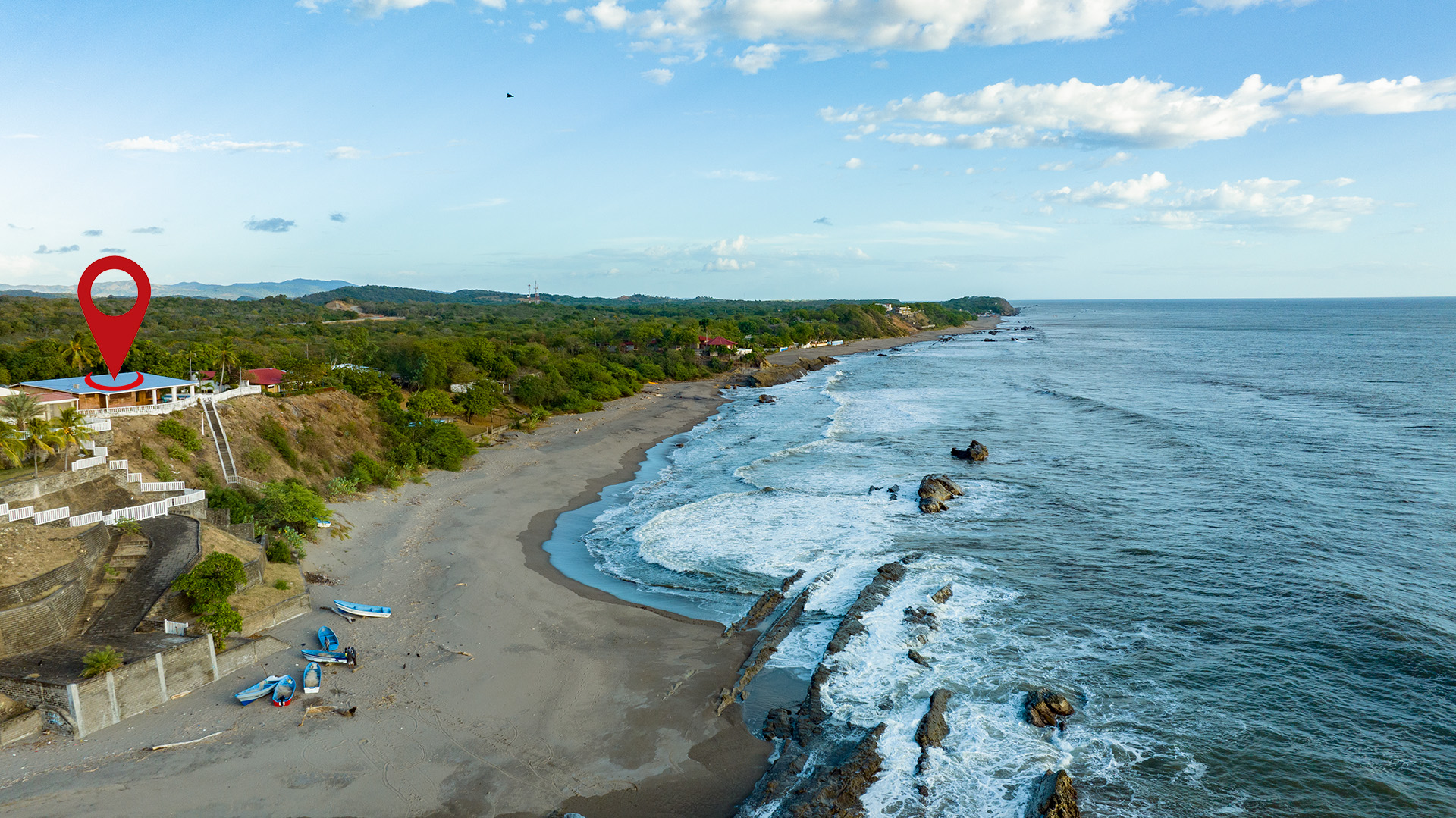 22648 – Oceanfront House with Great Potential for Sale – Invest in Playa Casares – Casa Vista Mar