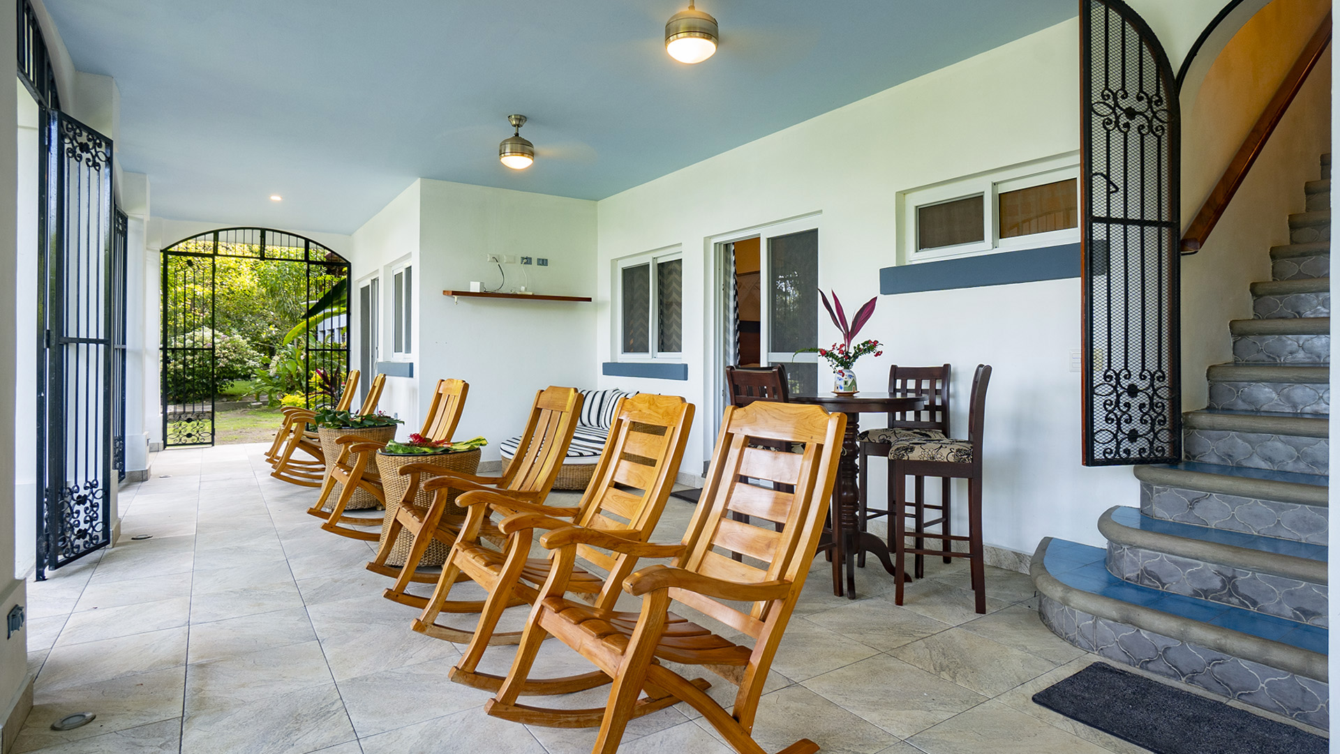 22493 – Paradise House For Rent in Laguna de Apoyo – Casa Mil Amores