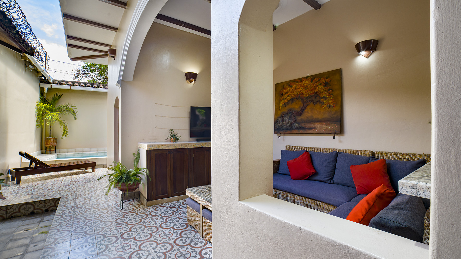 22422 – Vacation Home for Rent in Granada, Nicaragua – Private Pool, 2 Bedrooms – Casa Delus