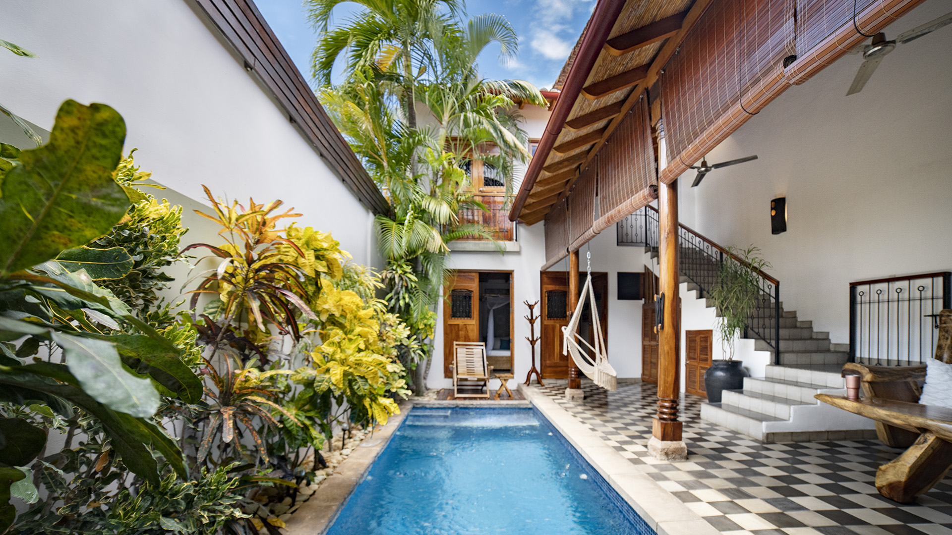 22349 – Colonial House For Rent in Granada, Nicaragua with Pool – Casa Castilla