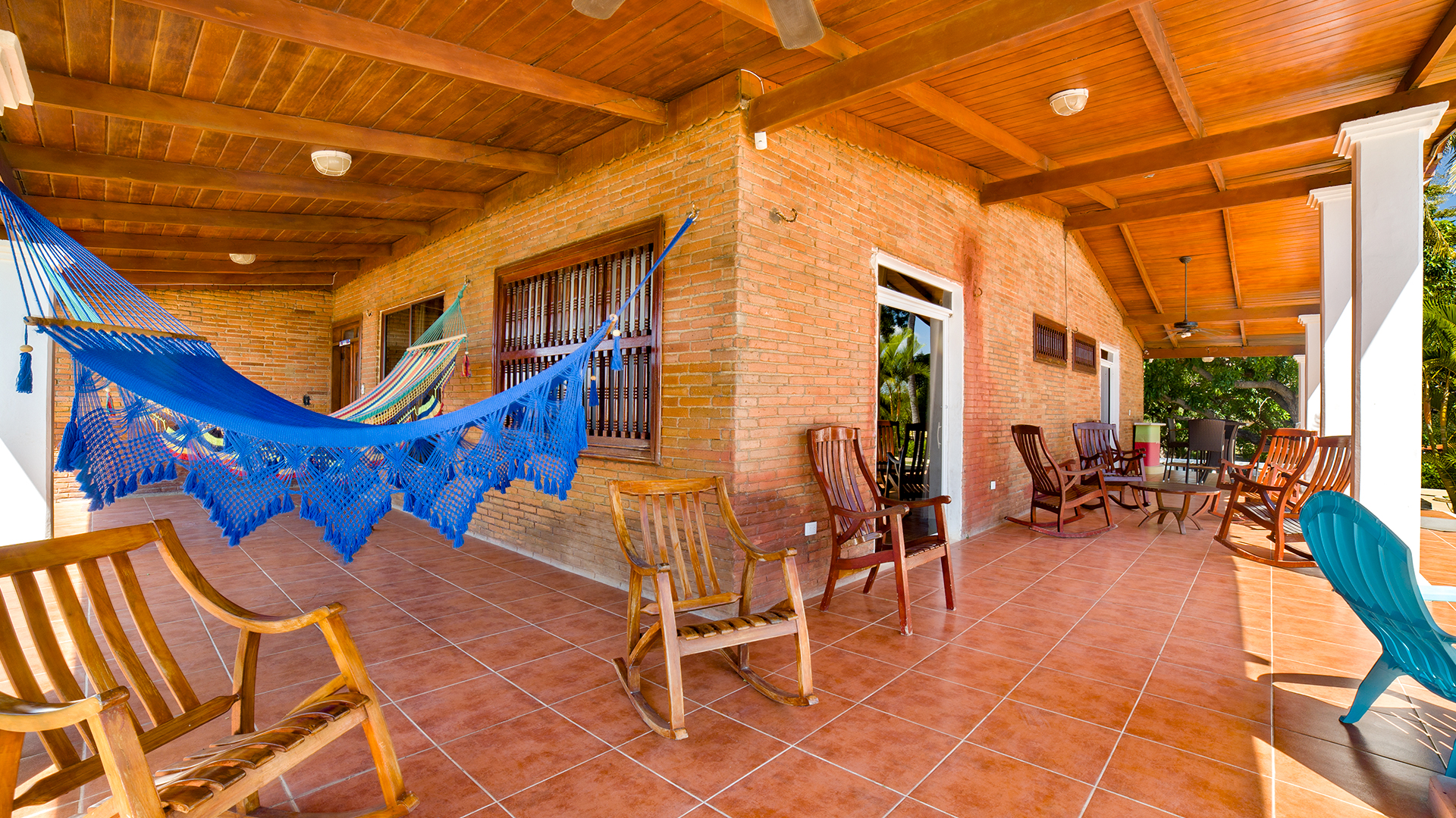 22648 – Beachfront House for Rent in Casares Beach with Private Pool – Casa Vista Mar