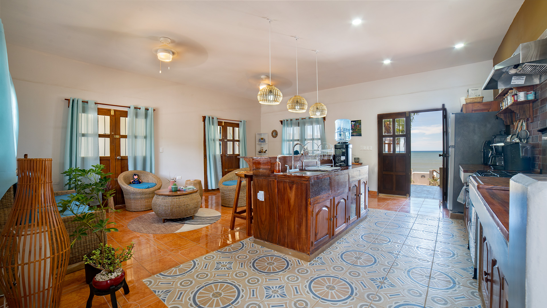 22655 – Rent Casa Kuxtal: Your Oceanfront Oasis in La Boquita, Carazo