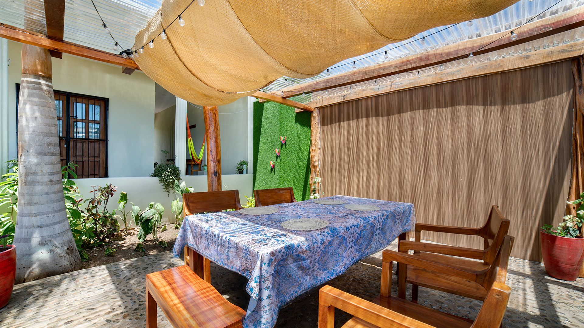 22655 – Rent Casa Kuxtal: Your Oceanfront Oasis in La Boquita, Carazo