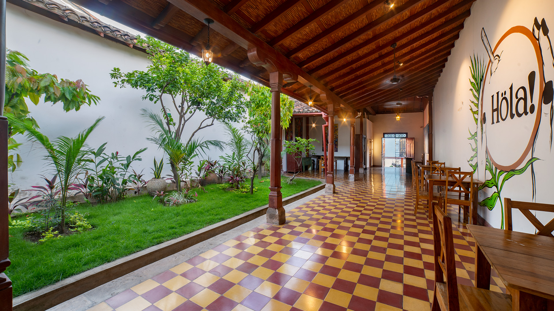 22487 – Apartments for Rent in Granada, Nicaragua – Accommodation for 2 People with Pool, Wi-Fi and Equipped Kitchen – Apartamentos Hola