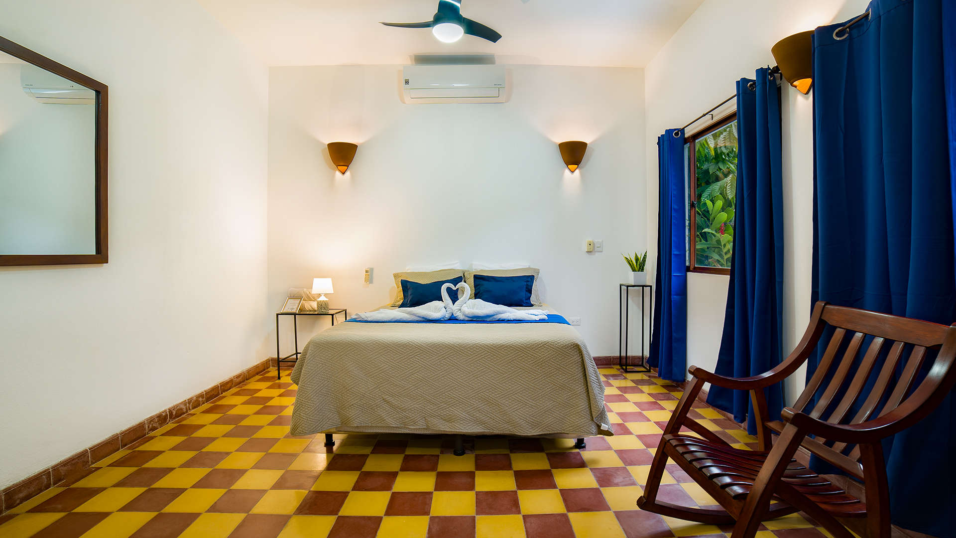 22487 – Apartments for Rent in Granada, Nicaragua – Accommodation for 2 People with Pool, Wi-Fi and Equipped Kitchen – Apartamentos Hola