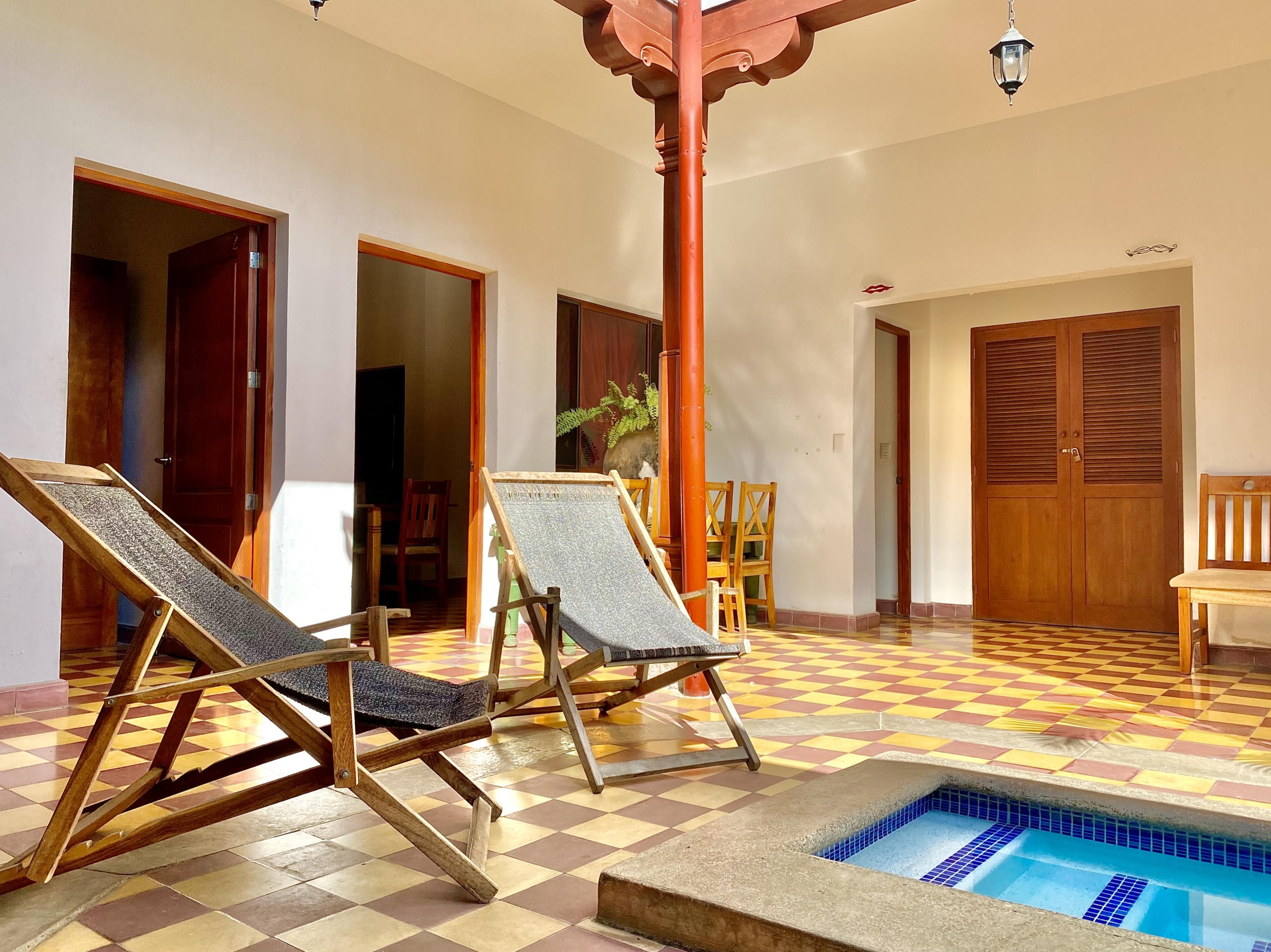 22487 – Apartments for Rent in Granada, Nicaragua – Accommodation for 2 People with Pool, Wi-Fi and Equipped Kitchen – Apartamentos Hola