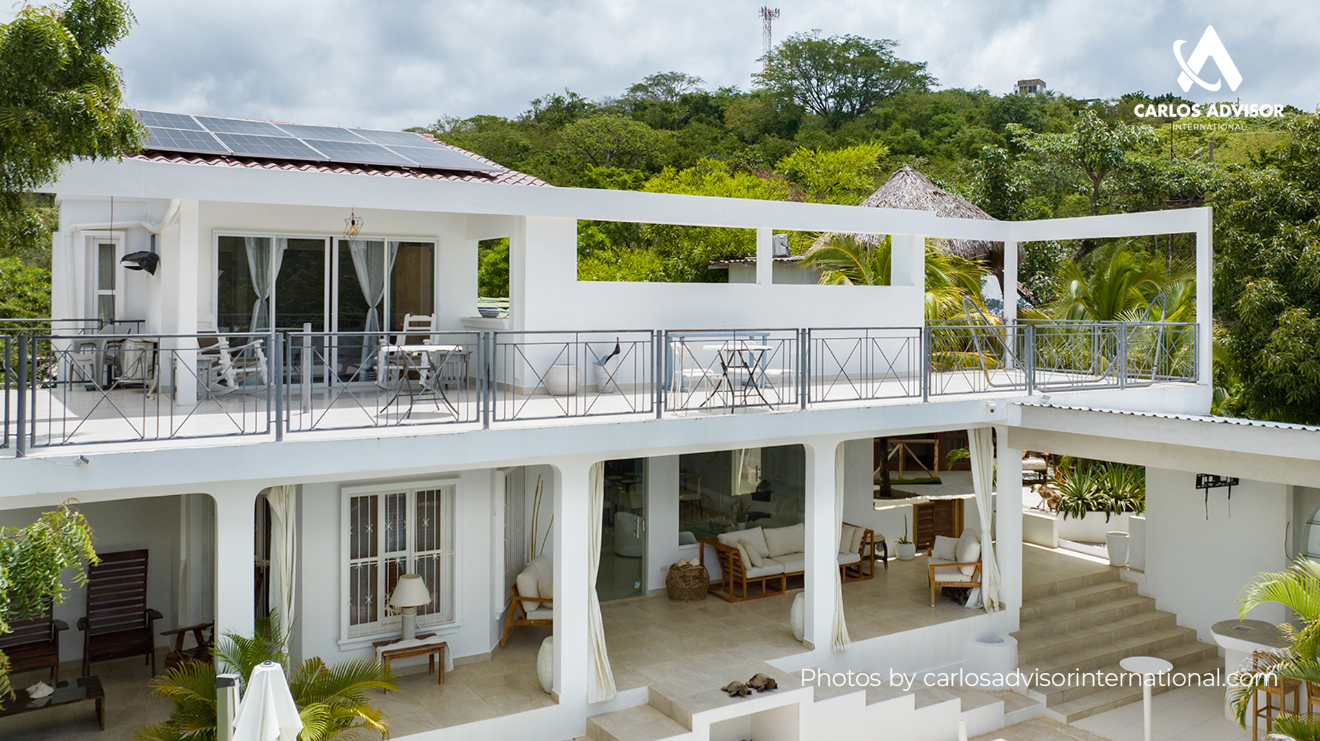 22670 – House with Ocean View, Pool, Cabins, and Independent Apartment