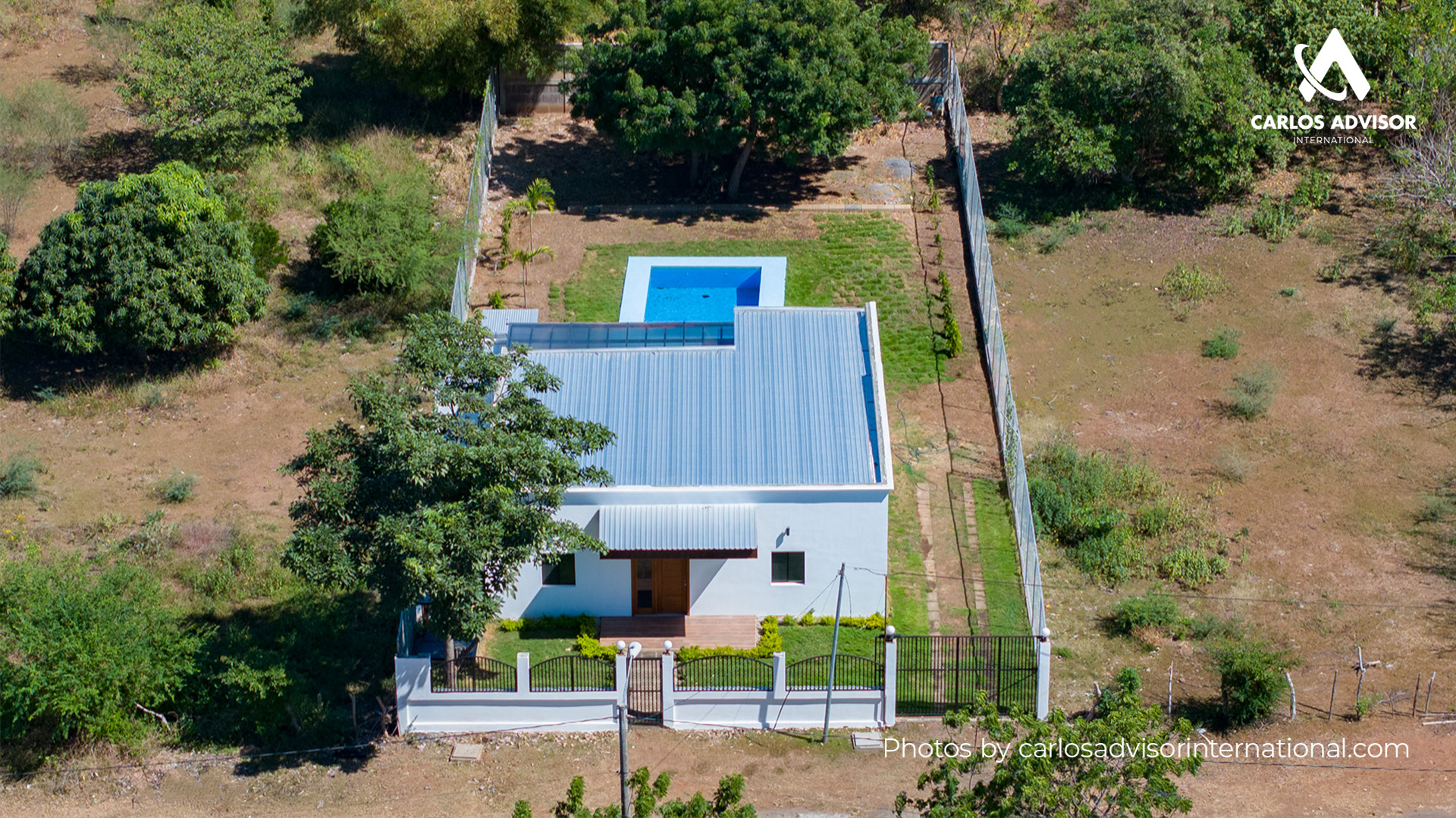 22653 – House For Sale in Reparto San Juan, Granada – Modern, Spacious, and with a Pool