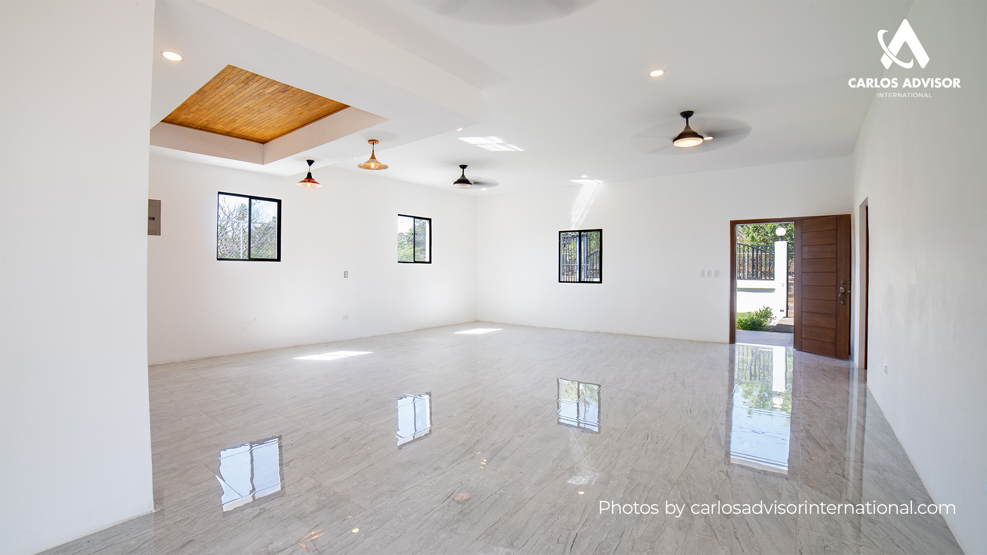 22653 – House For Sale in Reparto San Juan, Granada – Modern, Spacious, and with a Pool