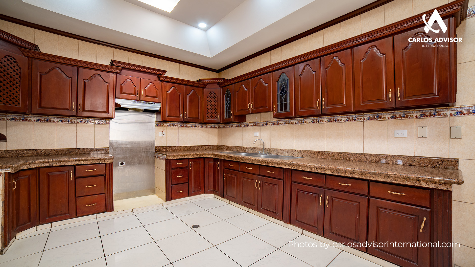 CG-207 – House For Sale in Las Cumbres, Managua – Spaciousness, Privacy, and Pool