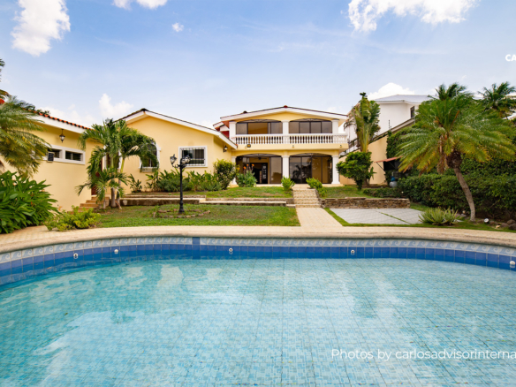 CG-207 – House For Sale in Las Cumbres, Managua – Spaciousness, Privacy, and Pool
