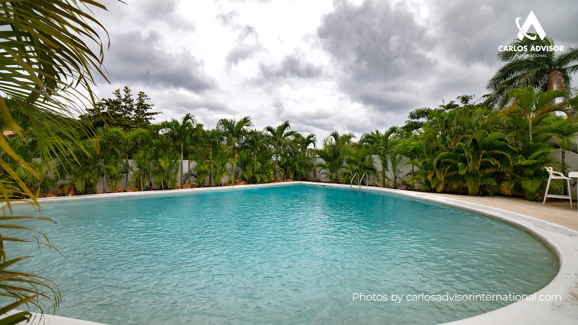 22670 – House with Ocean View, Pool, Cabins, and Independent Apartment