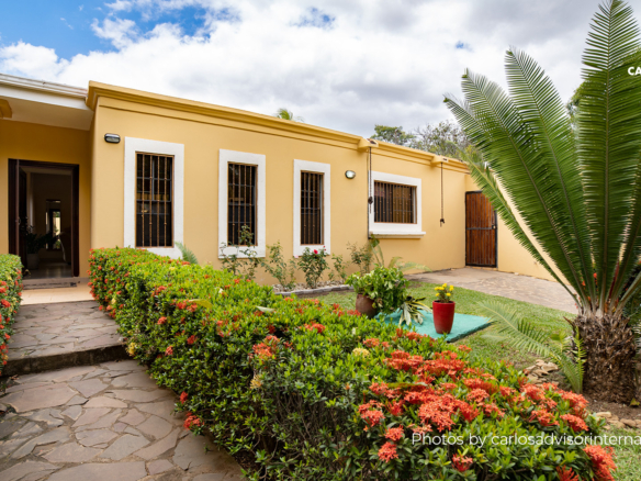 CG-196 – House with a Large Lot for Sale in Ticuantepe, Managua