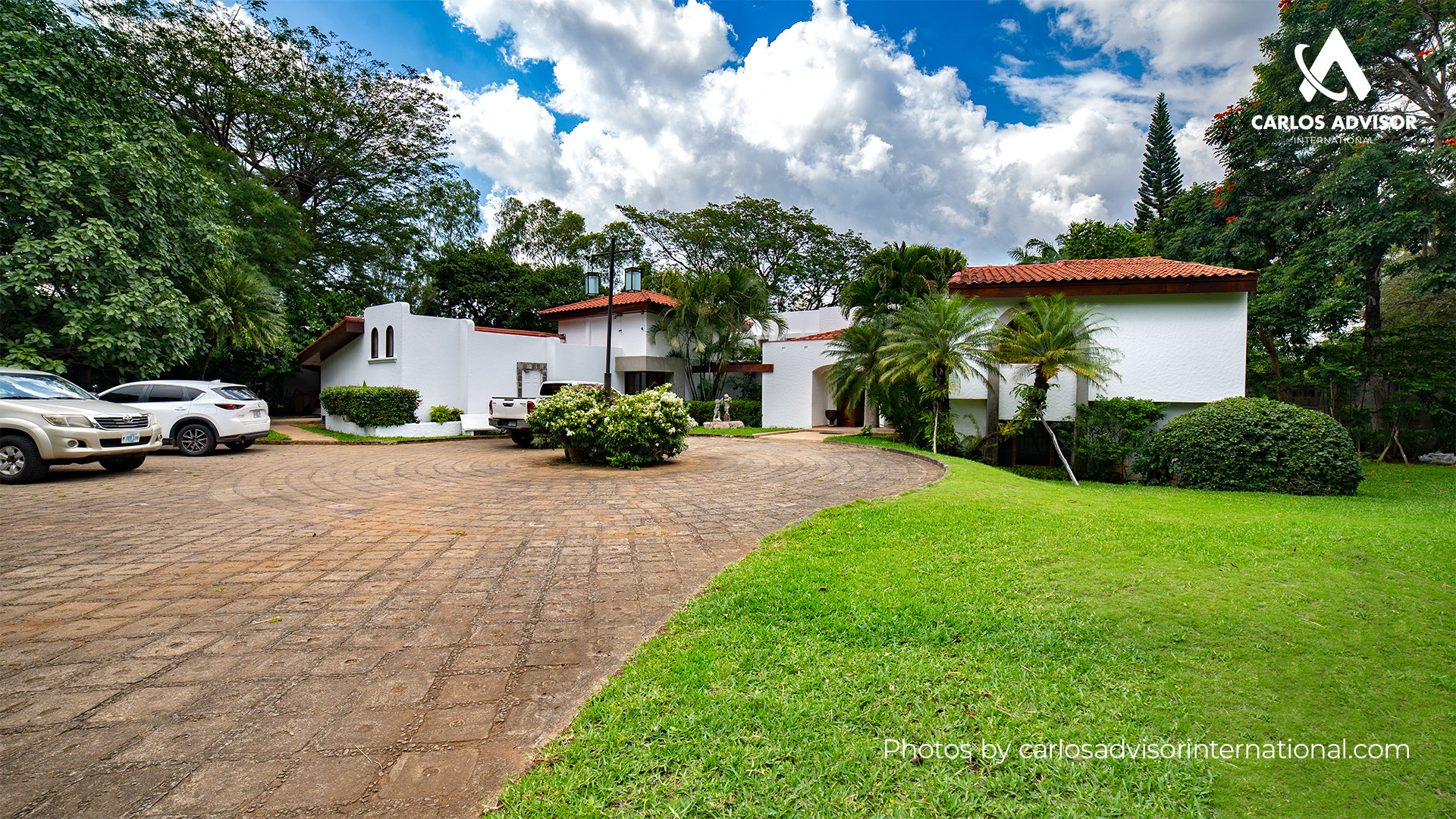 CG-181 – House For Sale on Carretera Sur, Managua, with Pool, Garden, and Spacious Areas