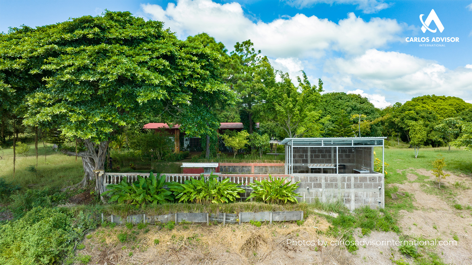 22664 – 2-Manzana Plot Facing Laguna de Apoyo with Spectacular Views.