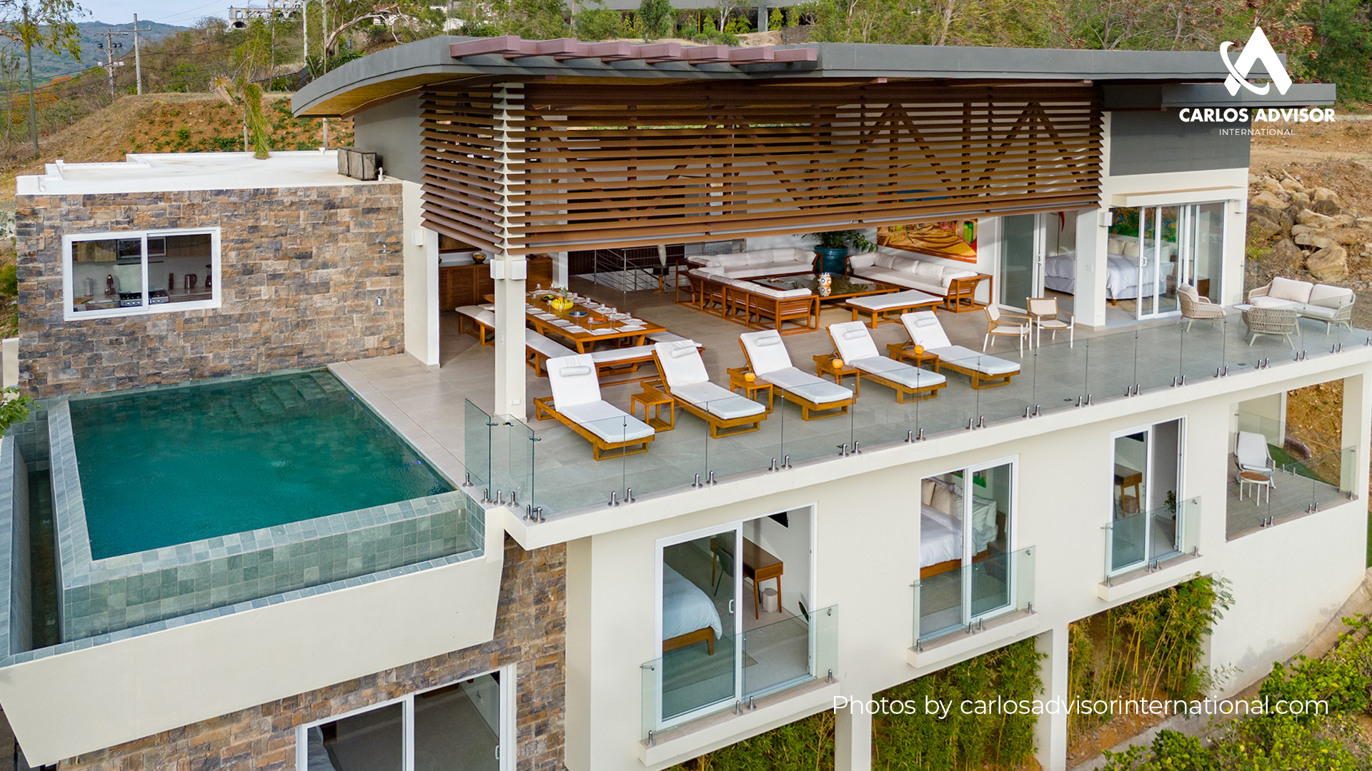 22668 – Beach House For Sale with 9 Bedrooms, Private Bathrooms, and Bay Views