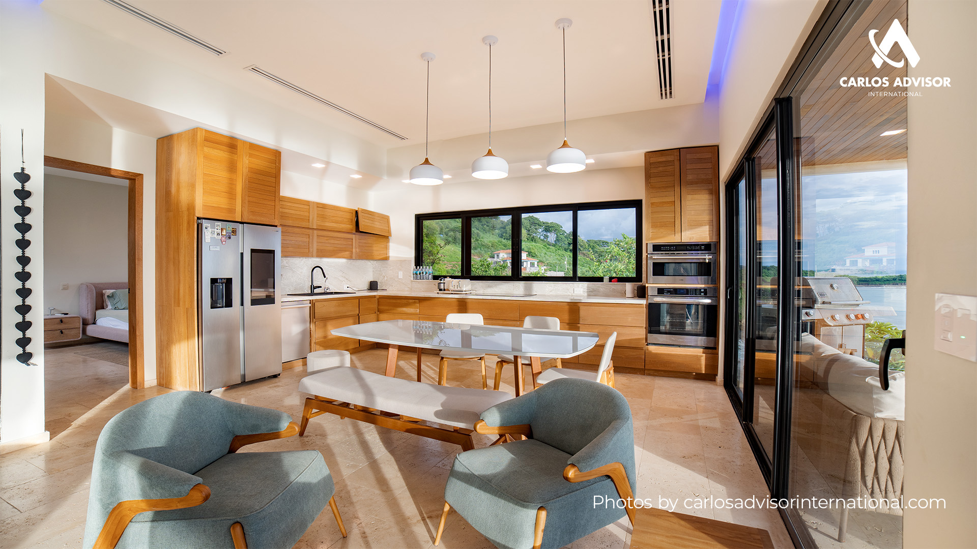 22646 – Luxury Oceanfront Home in Playa Remanso, San Juan del Sur.