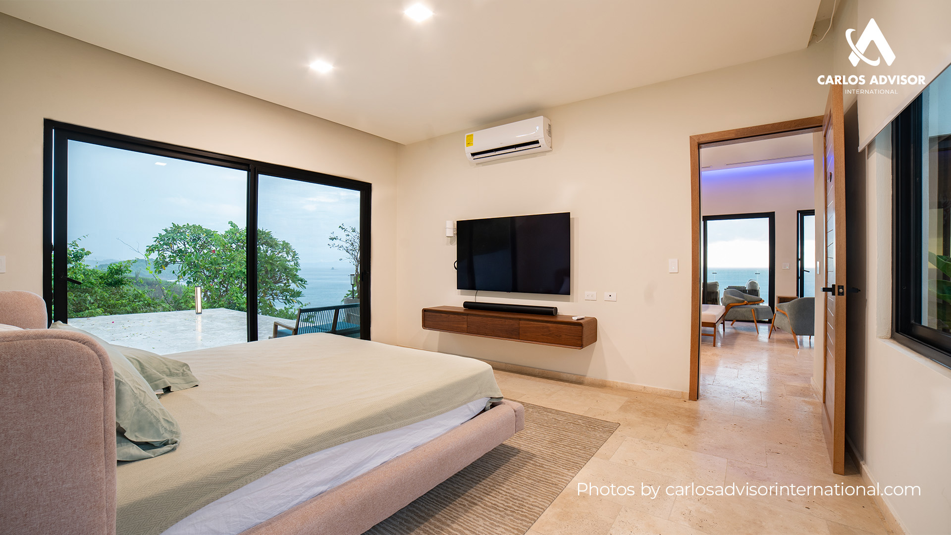 22646 – Luxury Oceanfront Home in Playa Remanso, San Juan del Sur.