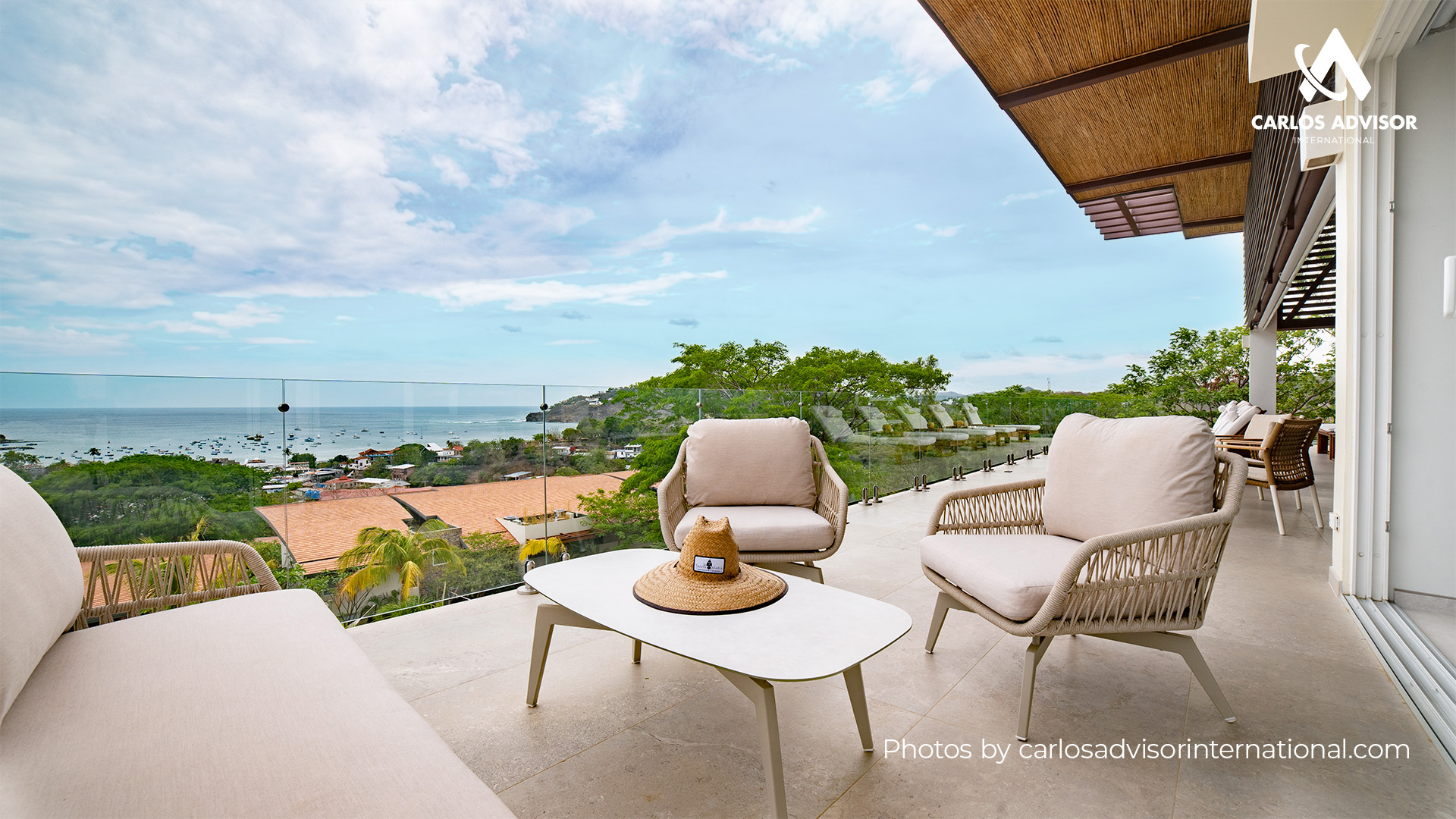 22668 – Beach House For Sale with 9 Bedrooms, Private Bathrooms, and Bay Views