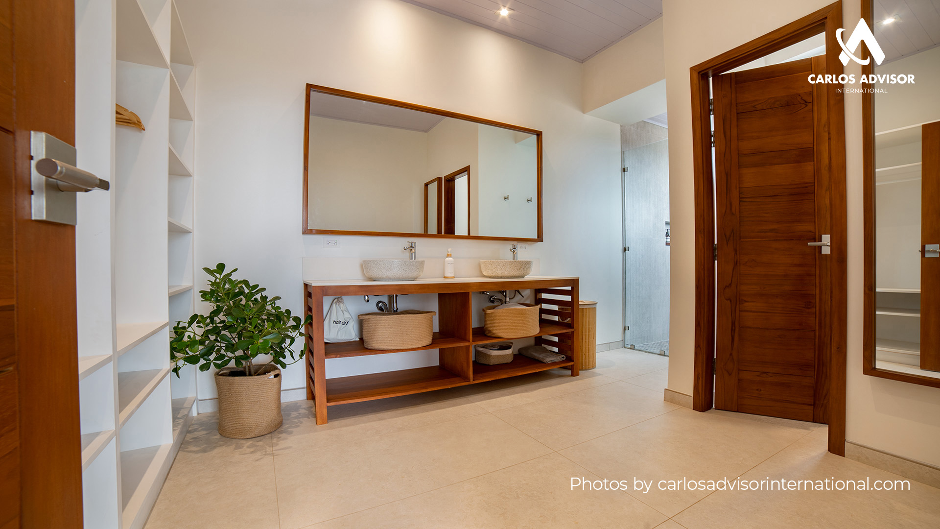 22668 – Beach House For Sale with 9 Bedrooms, Private Bathrooms, and Bay Views