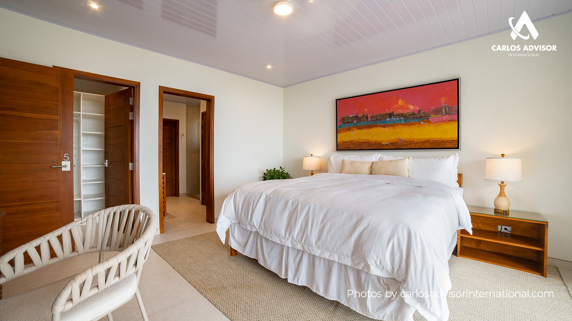 22668 – Beach House For Sale with 9 Bedrooms, Private Bathrooms, and Bay Views