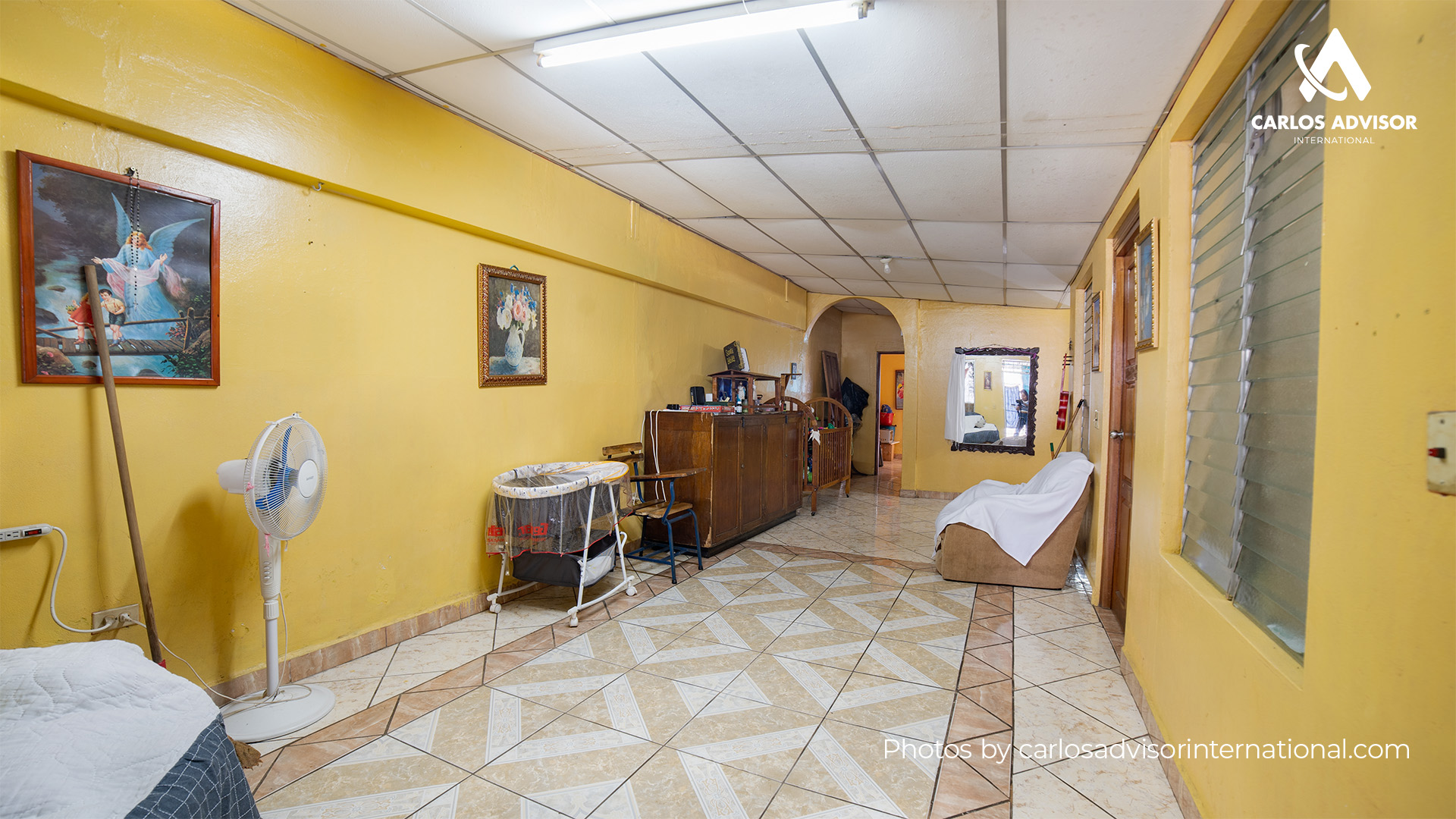 JP – 313 – House for Sale in Ciudad Jardín, Managua, with an Interior Courtyard.