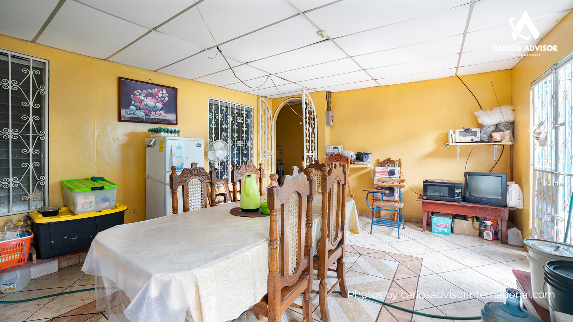 JP – 313 – House for Sale in Ciudad Jardín, Managua, with an Interior Courtyard.
