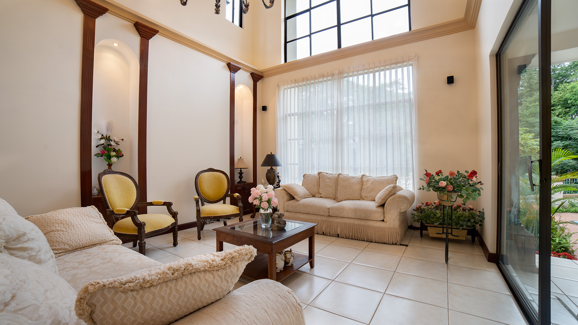 DSC04290 CG-206 – Exclusive Residence in Monte Tabor, Managua, with Private Pool