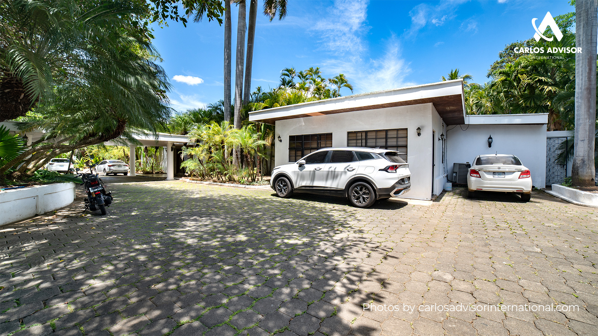 CG – 203 – Luxury Home For Sale in Las Colinas, Managua