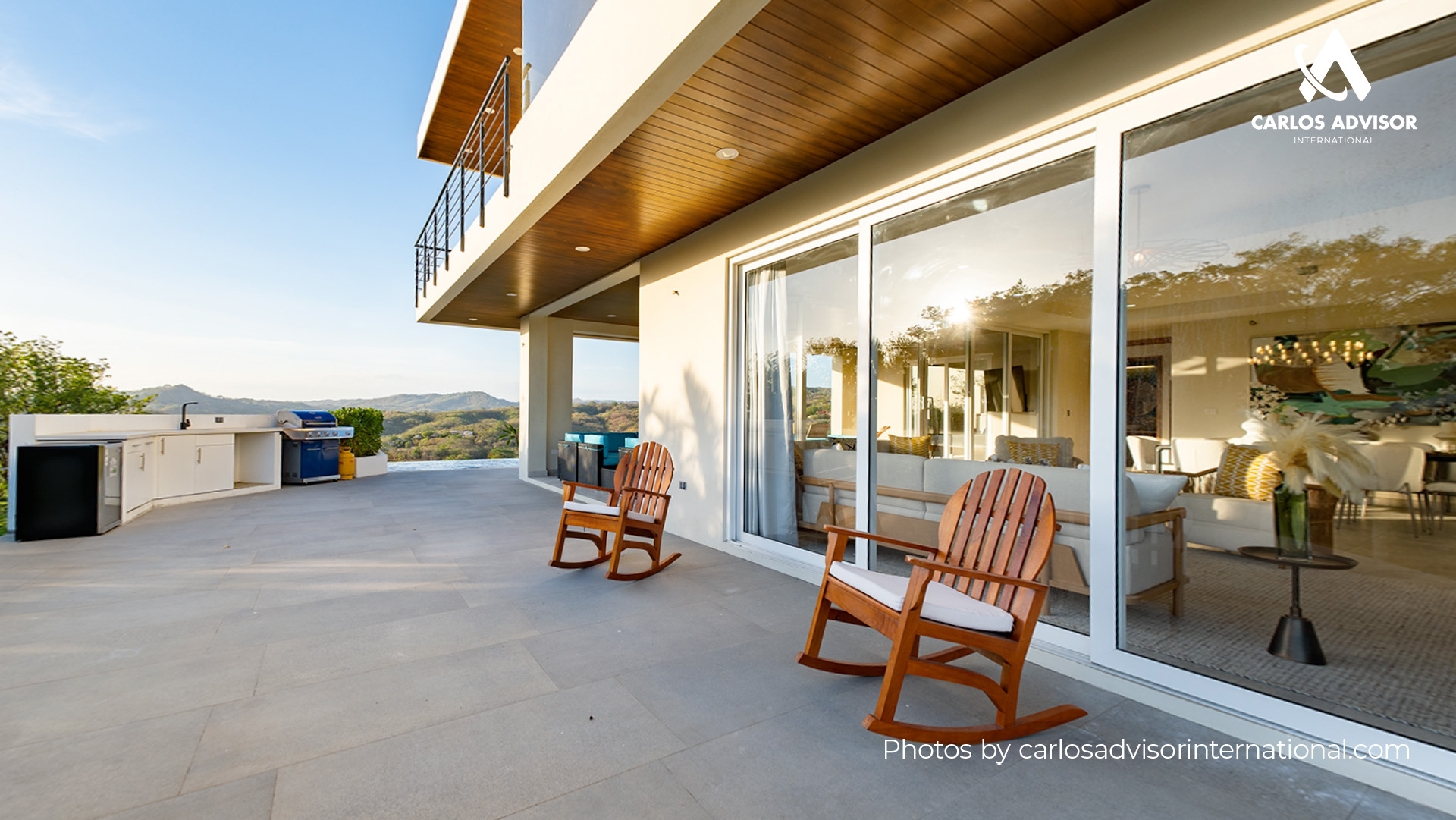  22571 – Luxury Home for Sale in San Juan del Sur with Bay View, Infinity Pool, and Vehicles – Villa Tranquila