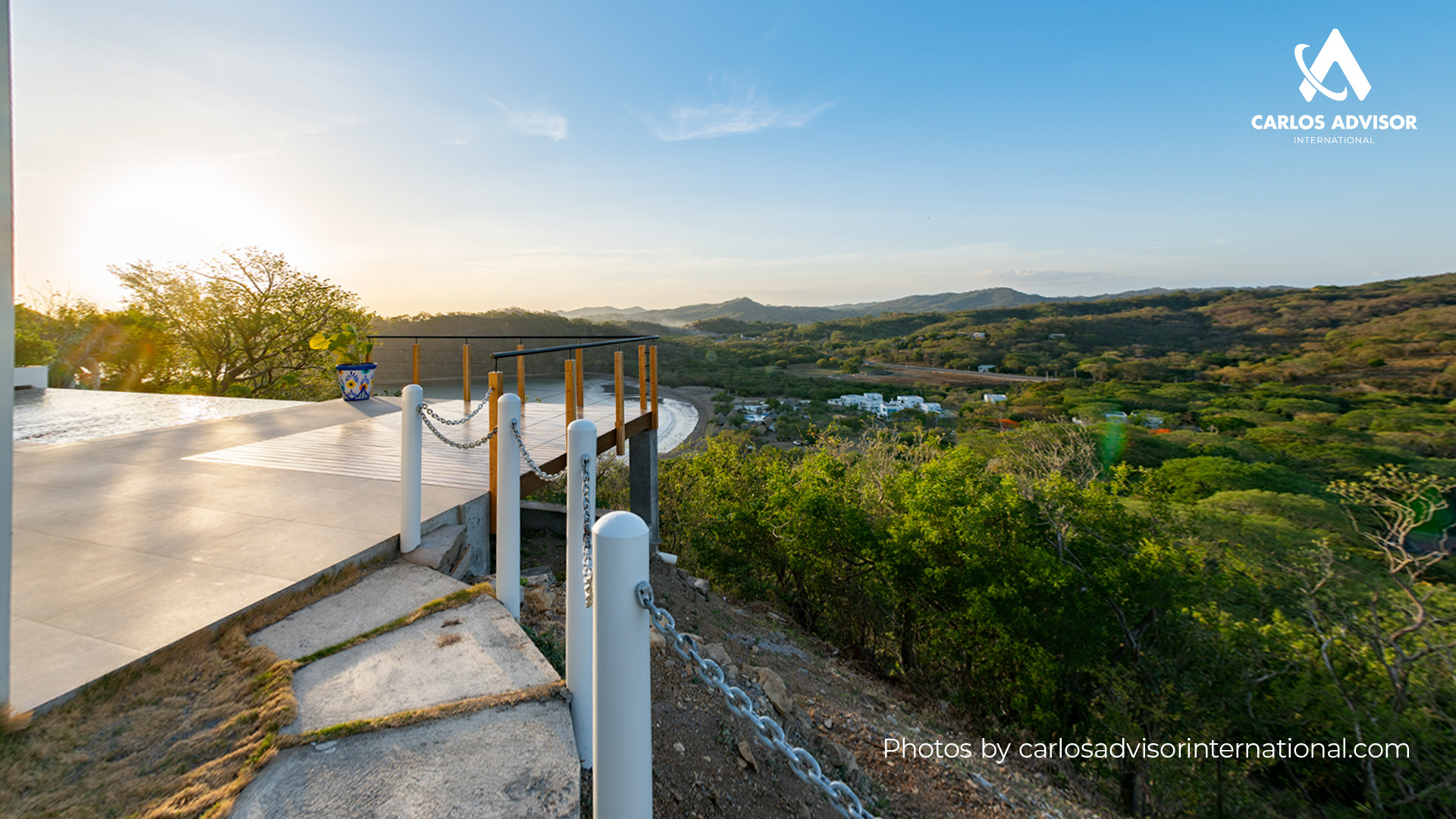  22571 – Luxury Home for Sale in San Juan del Sur with Bay View, Infinity Pool, and Vehicles – Villa Tranquila