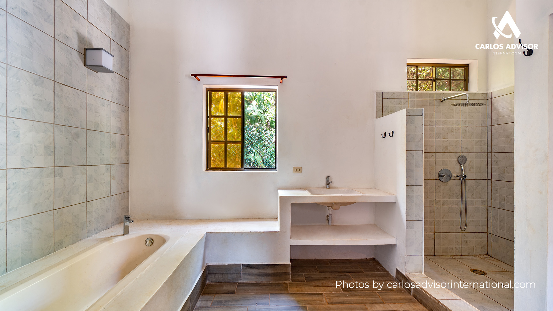LCI-04 – House For Sale on Little Corn Island, Nicaragua | Nature, Tranquility, and Spacious Land.