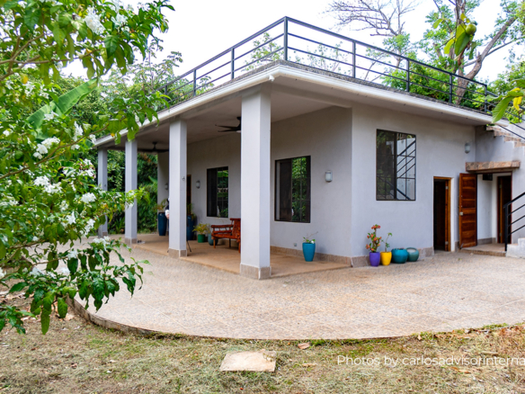 LCI-04 – House For Sale on Little Corn Island, Nicaragua | Nature, Tranquility, and Spacious Land.